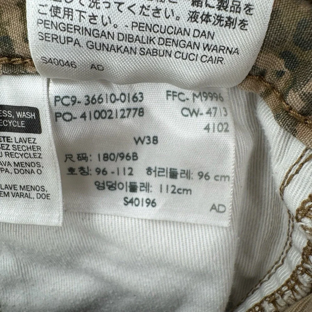 Levis Shorts‎ Mens 38 Desert Camo Cargo Surplus Hiking Cotton Pockets Pixelated